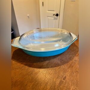 Vintage Pyrex Princess Blue Gold Scroll Lid 1.5 Qt Glass Oval Casserole
